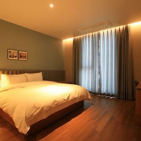 Perfect Hotel Gimhae Ngoại thất bức ảnh