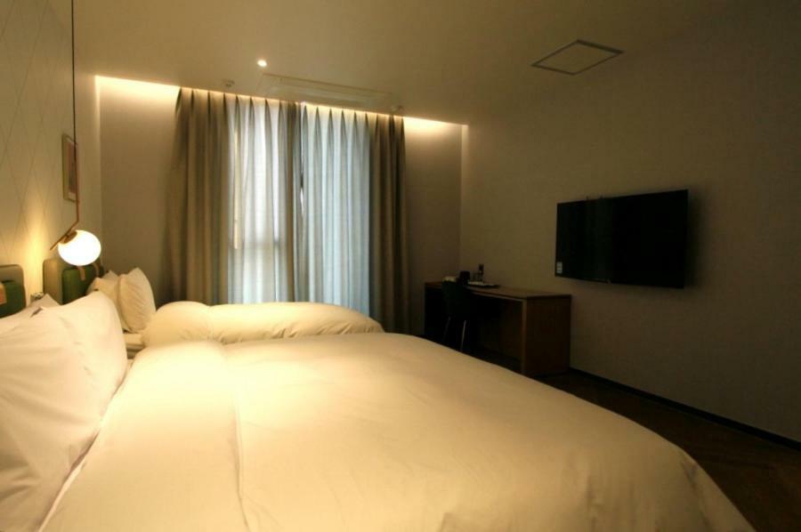 Perfect Hotel Gimhae Ngoại thất bức ảnh